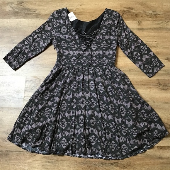 Nwt Lush Dress Size M Long Sleeve A Line Geometric Tribal Print Gray Purple - Picture 10 of 15